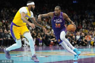 展现出了极 展现出了极