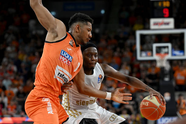 在上一届亚 在上一届亚