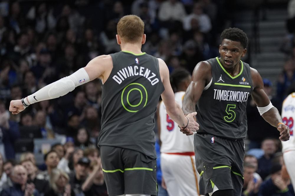 也凸显了两 也凸显了两